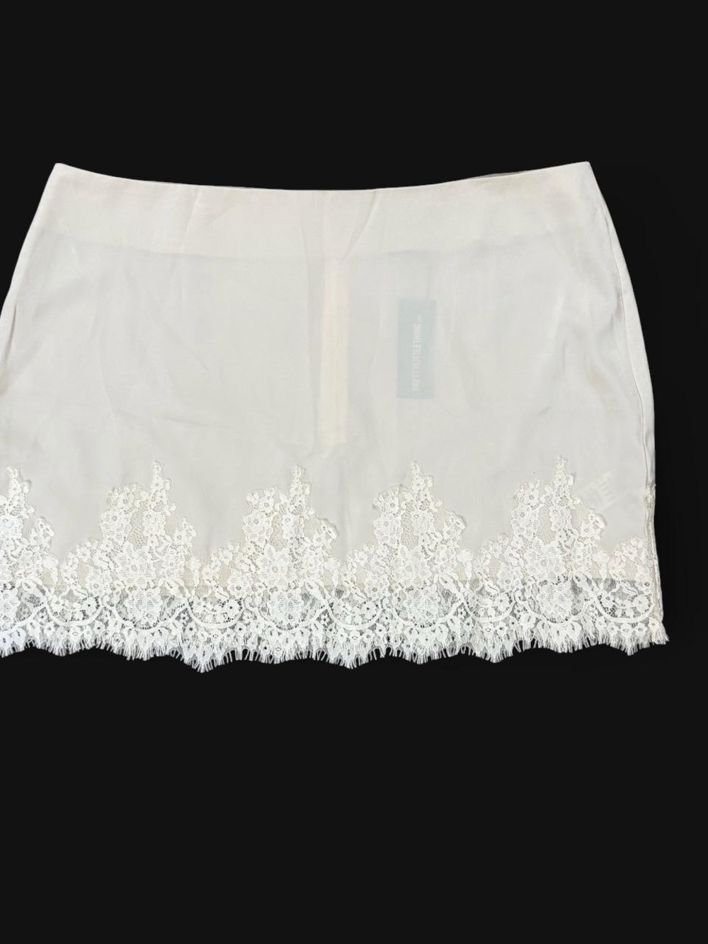 NWT PrettyLittleThing Cream Satin Lace Trim Mini Skirt Women’s Size 12